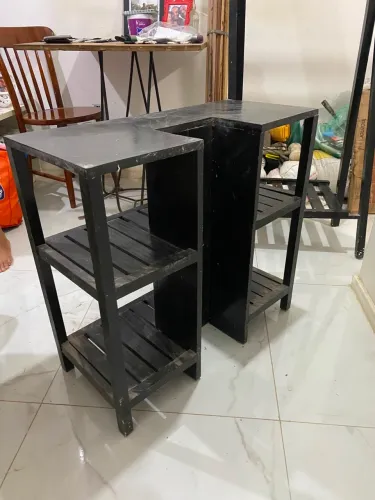 Gabinete banheiro e arara de toalha
