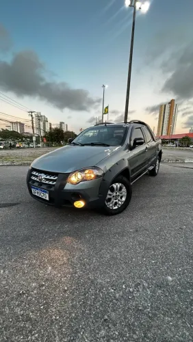 Fiat Strada Adventure1.8/ 1.8 Locker Flex CD 2012