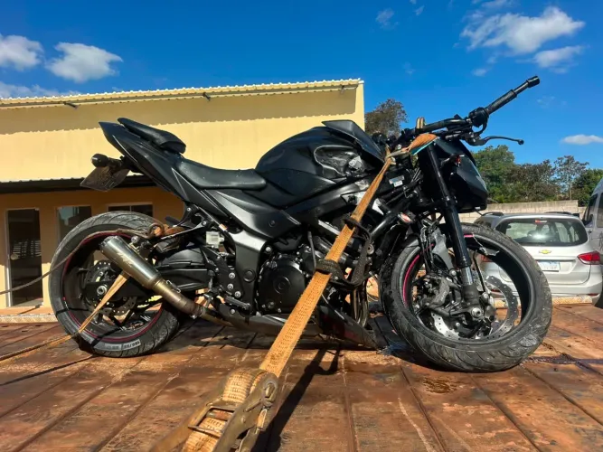Sucata Suzuki gsx-s750