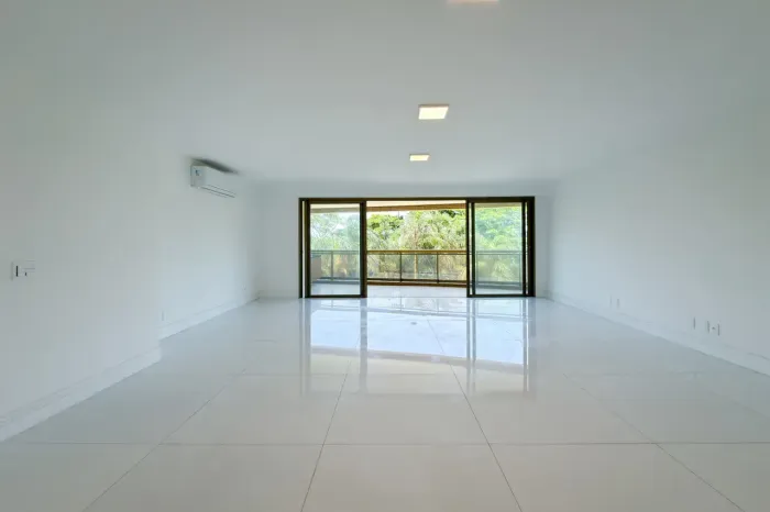 Apartamento para alugar no Itaúna Gold na Barra da Tijuca