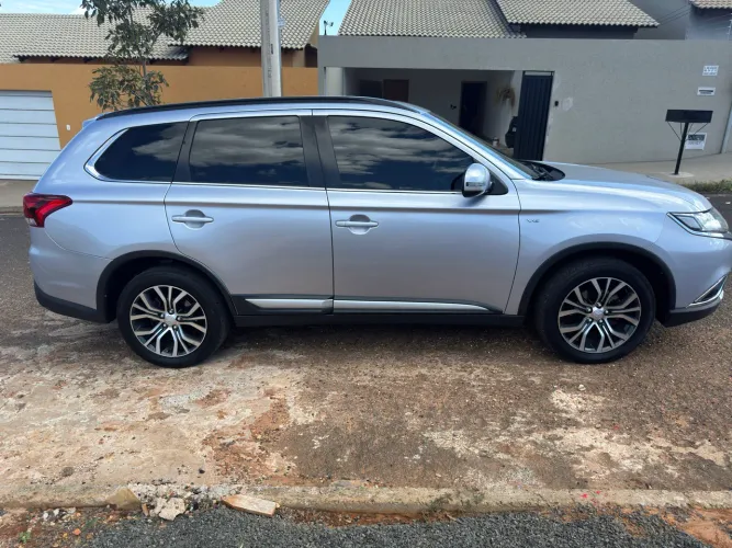 Mitsubishi Outlander 3.0/ GT 3.0 V6 Aut. 2016