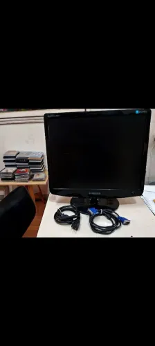 Monitor Samsung usado