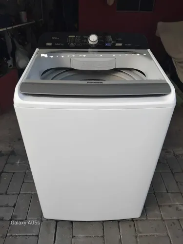 Máquina de lavar Panasonic