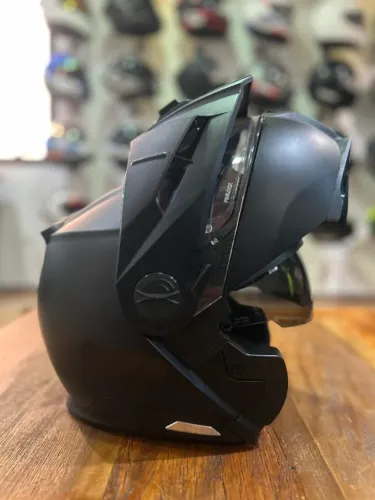 Capacete Schuberth E2 Preto Fosco Escamoteável 59/60
