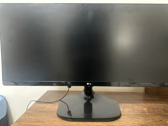 Monitor UltraWide LG 25" 25UM58-P Full HD IPS - Excelente Estado