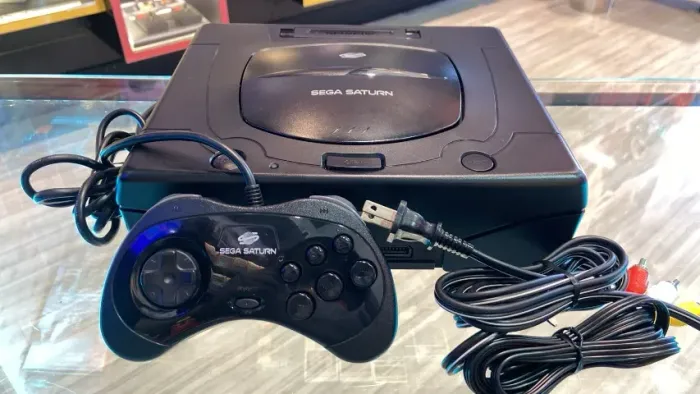 SEGA SATURN - CONSOLE CLÁSSICO RETRÔ