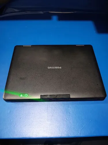 Mini Notebook Positivo Master $500