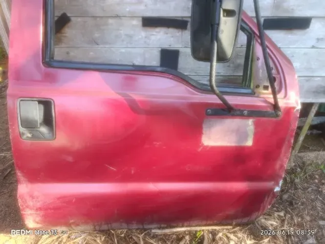 Porta da f4000 em bom estado