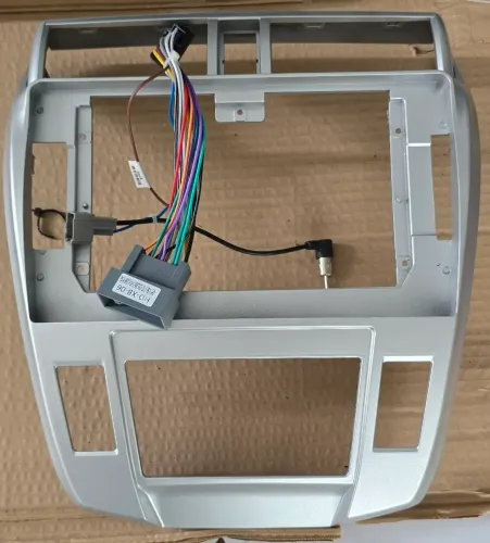 Moldura para multimidia 10.1 com chicote para mercedes b180,200. 