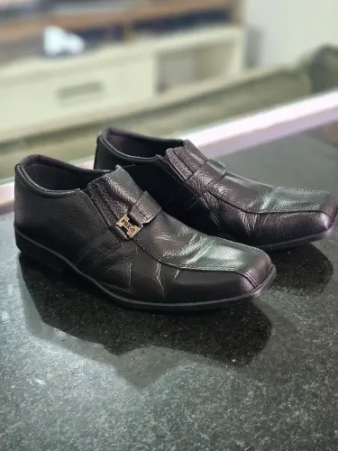 Bota e sapato social infantil 31/32