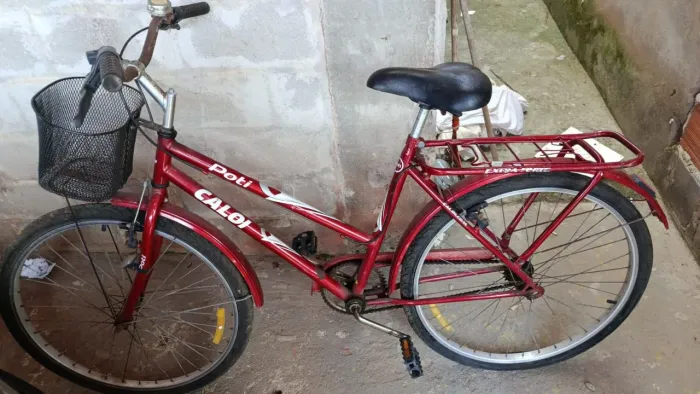 Bicicleta Semi nova  *