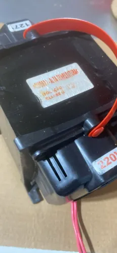 VENDO TRANSFORMADOR INVERSOR 110/220
