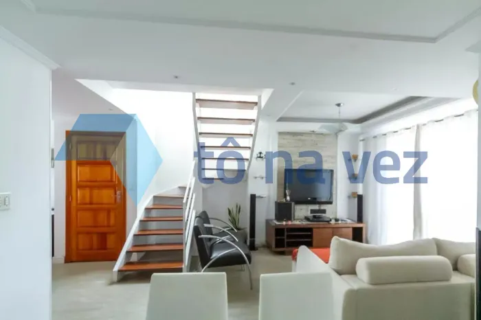 Casas em condomínios 3 dormitório(s) em Vila São Leopoldo