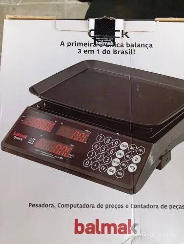 Vendo fiesta balança, pesa até 40 kg, seminova, preço r$ 150.