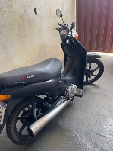 Vendo Honda Biz 100 ES