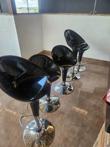 Banqueta Giratória Preta encosto alto