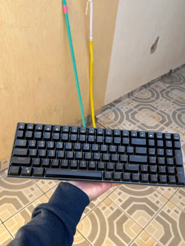 Teclado Mecânico Royal Kludge RK100 RGB Switch Red Wireless 2.4G/Bluetooth/USB-C