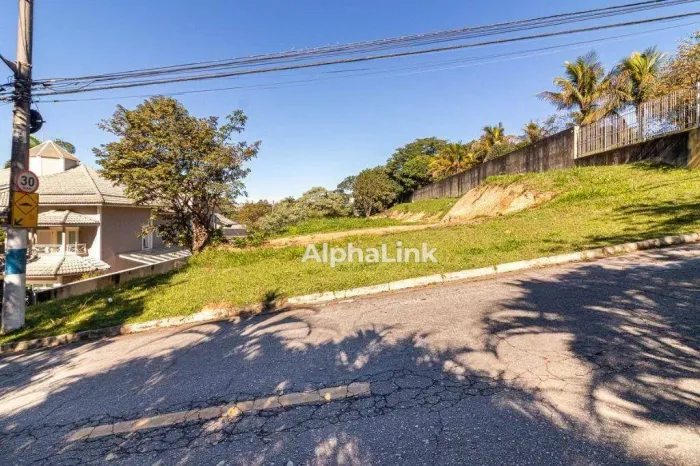 Terreno à venda, 2018 m² por R$ 5.060.000,00 - Alphaville - Barueri/SP