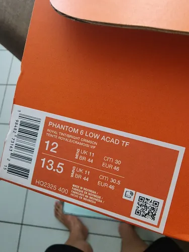 Chuteira Nike Phantom 6 Low Academy 44