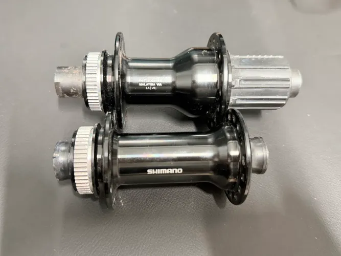 Cubos Shimano HG