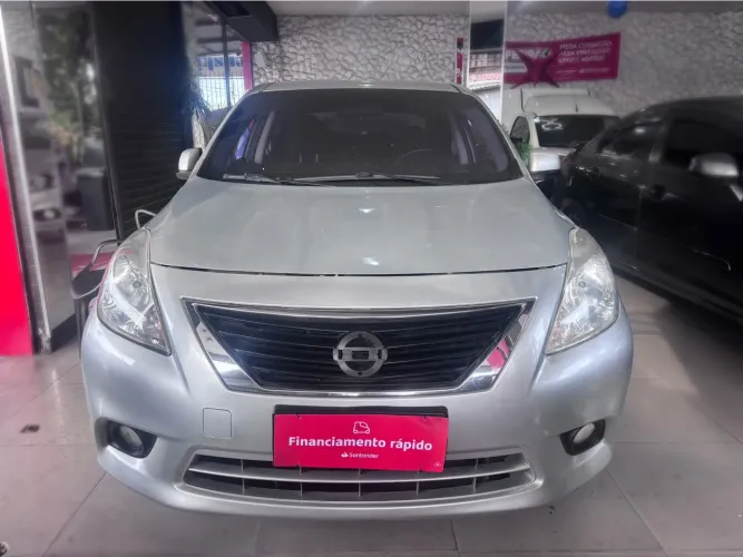 Nissan Versa SL 1.6 16V Flexstart 4P Mec. 2014