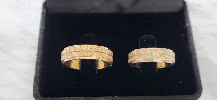 Aliança Rommanel banhada a ouro 18k