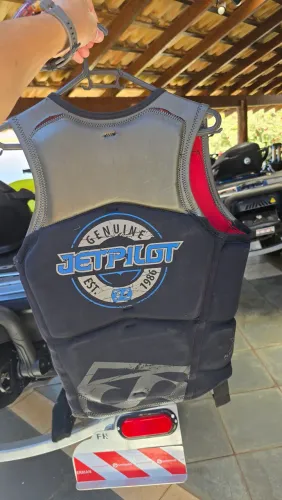 Colete salva vidas flutuador