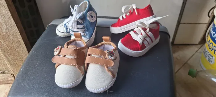3 pares de sapatos bb menino