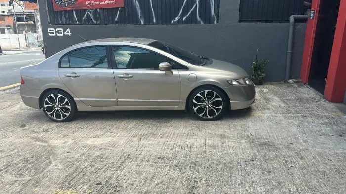 Honda Civic Sedan EXS 1.8/1.8 Flex 16V Aut. 4P 2007