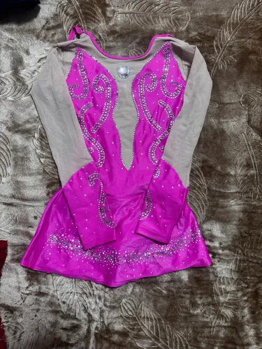 Collant de ginástica rítmica cor-de-rosa