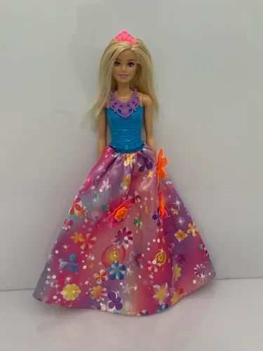 Boneca Barbie da linha Dreamtopia Princesa da Mattel