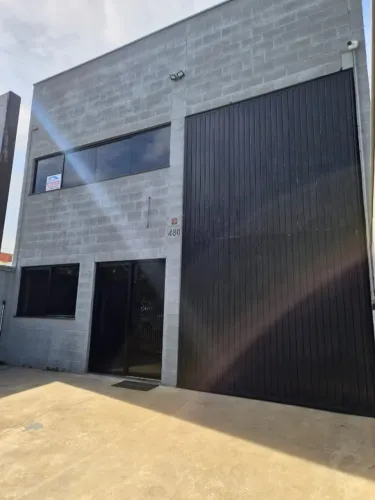 GALPAO COMERCIAL 240M- VENDA\ALUGA
