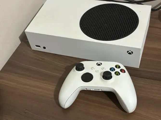 Xbox Series S 512GB SEMINOVO