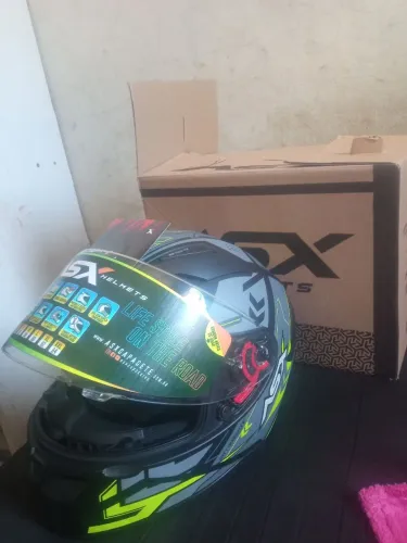 Vendo capacete ASX novo na caixa ainda