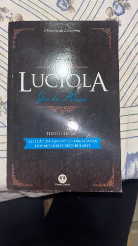 Livro Luciola