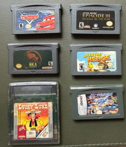 Lote com 6 jogos para Nintendo Game Boy Advance (GBA) e Game Boy Color (GBC)