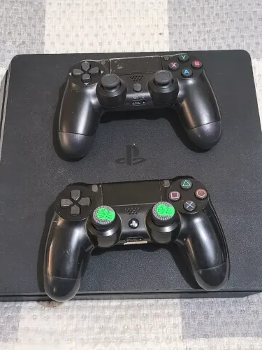 PS4 Slim 1TB completo