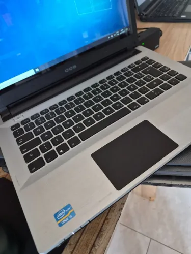 Notebook Intel i3 4 Gigas Memória HD 320 Gigas Tela Touch Somos Loja