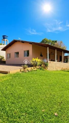 Chácara com duas casas a 5 min. de Lagoa de Imaruí - Refugio em meio a natureza