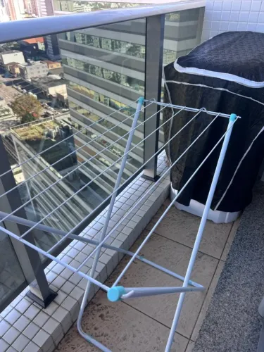 Varal de chão em perfeito estado