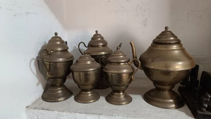 Conjunto antigo de chaleira