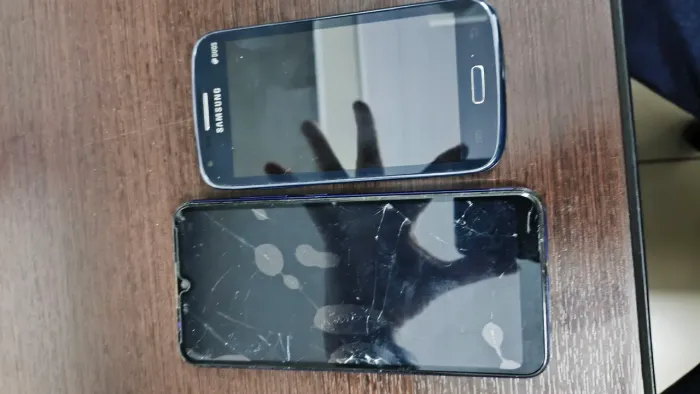 Motorola E6 Plus e Galaxy Core Plus