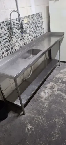 Mesa de inox