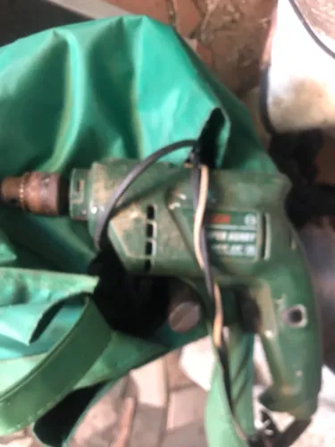 Vendo máquina de furar 