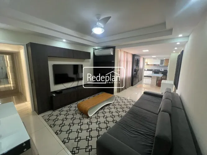 Apartamento Reformado com Móveis Planejados no Centro de Barra Mansa.