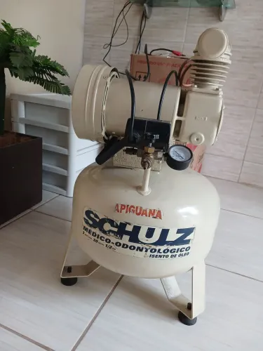 Vendo compressor de ar SCHULZ, isento de óleo