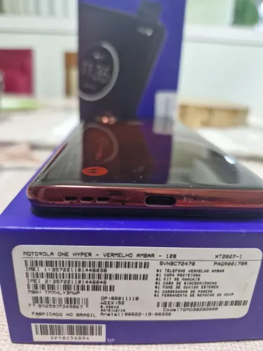 Vendo Moyorola One Hyper com caixa original