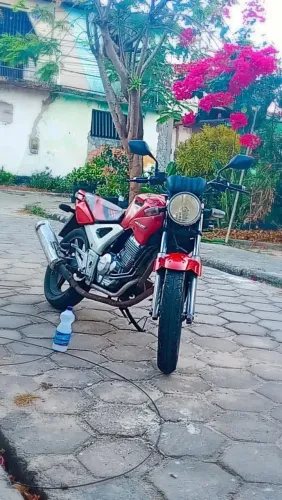 Vendo ou troco CBX 250