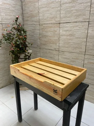 Cama para pet de pequeno porte toda feita em madeira