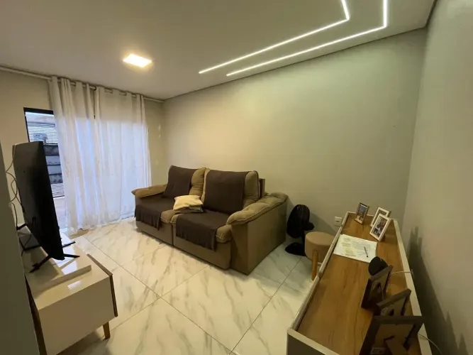QS 20 Ótima Casa na Laje com 2 Quartos/Suite no Riacho Fundo 2 -DF